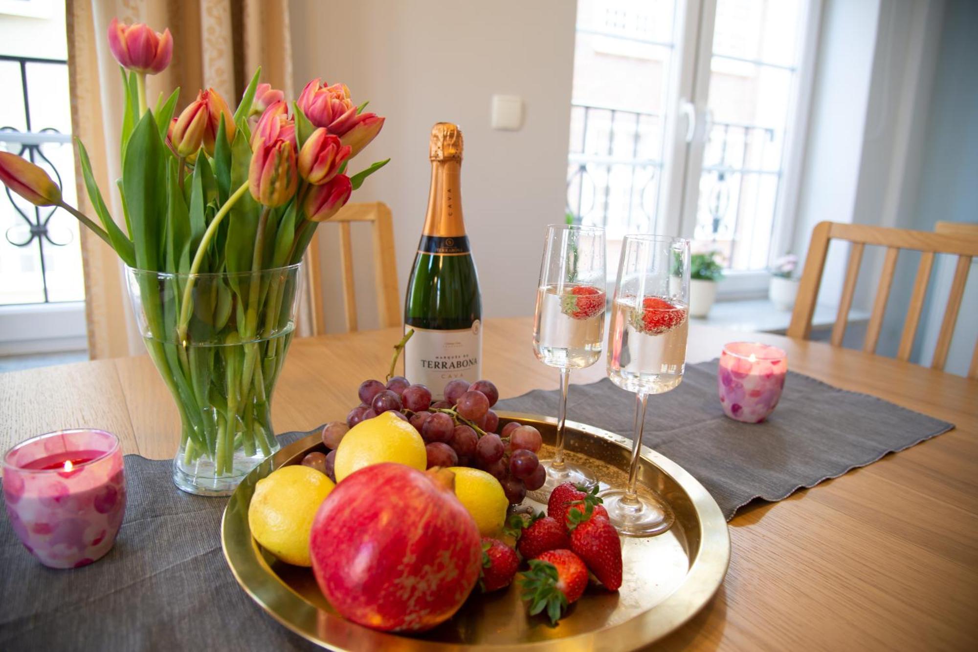 Maya'S Flats & Resorts - Staromiejski Apartments Gdańsk Extérieur photo